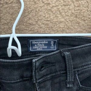Abercrombie Harper low rise ankle jean